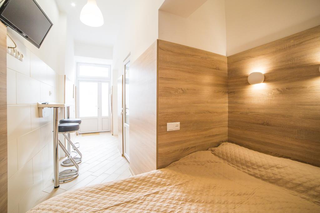Smart Apartments Lviv Extérieur photo