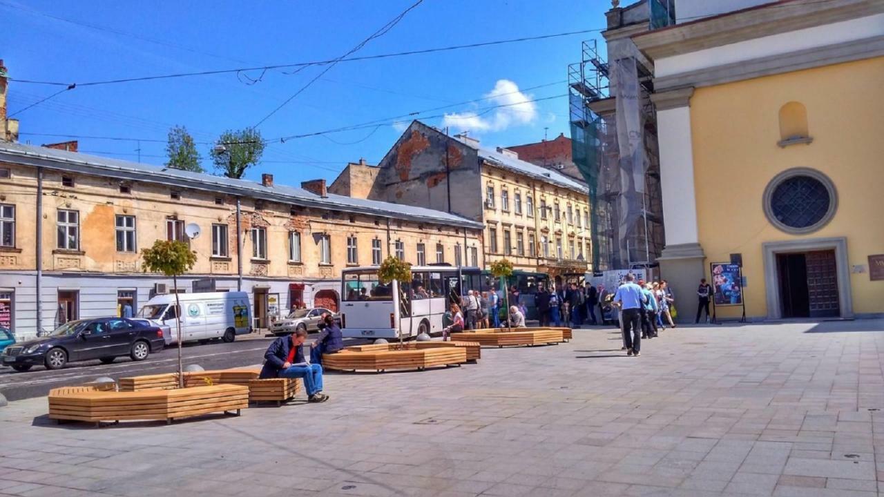 Smart Apartments Lviv Extérieur photo